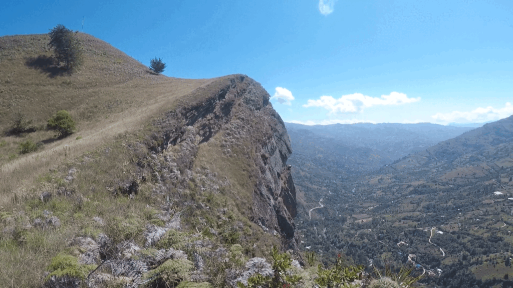 A panoramic view of the sunlit trails of Machetá, Colombia,